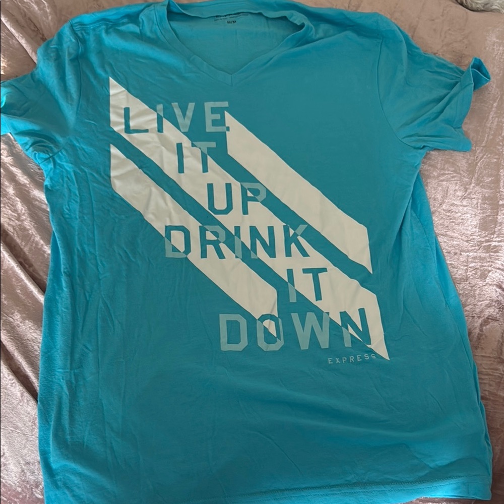 Express Men's Blue Graphic T-Shirt Medium